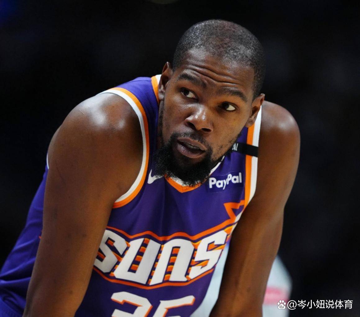 开云体育-杜兰特连续十二场比赛得分超过晋级下一阶段,曼联不断突破!再创辉煌时刻的简单介绍-开云体育